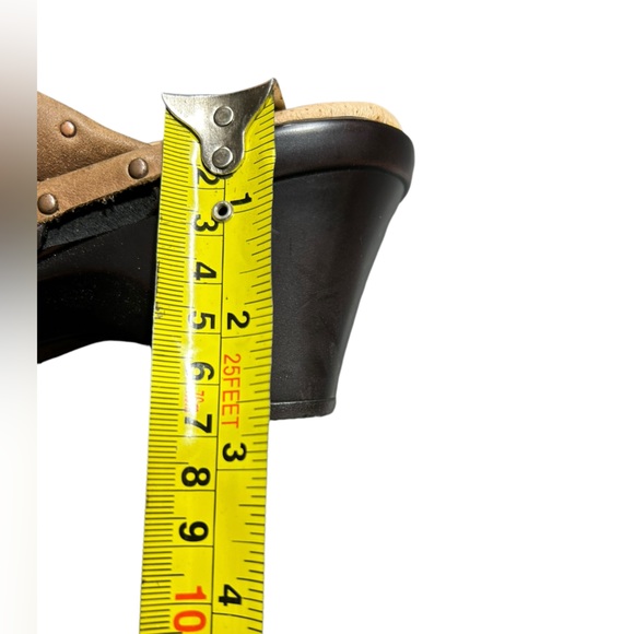 SOFFT women’s tan leather 10M slip on mules clog shows w heel NWOB - Picture 7 of 12